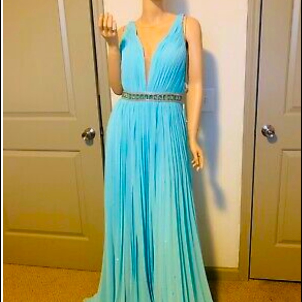 GOWN & CUSTOM EARRINGS